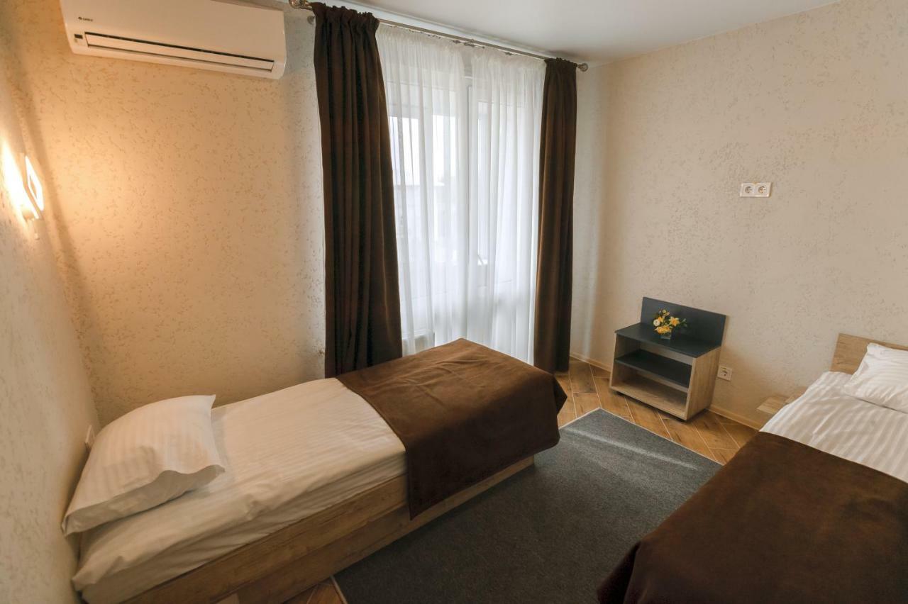 Raziotel Rishelyevskiy Cherson Buitenkant foto