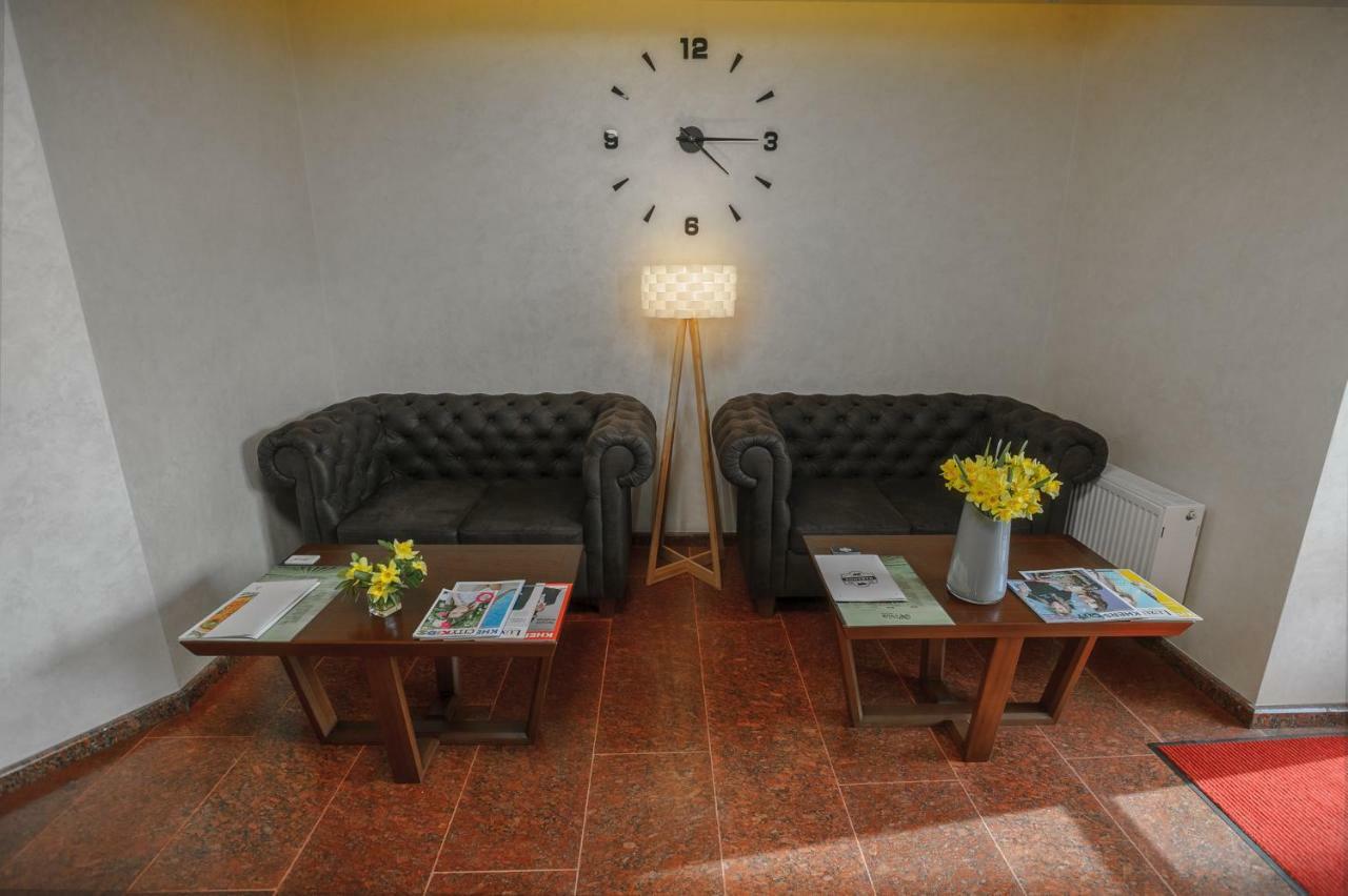 Raziotel Rishelyevskiy Cherson Buitenkant foto